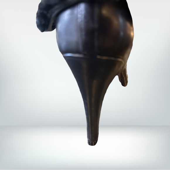 Kenneth Cole Sheepskin and Leather Cuffed High Heel Ankle Boots NWOT 8 - Picture 5 of 9